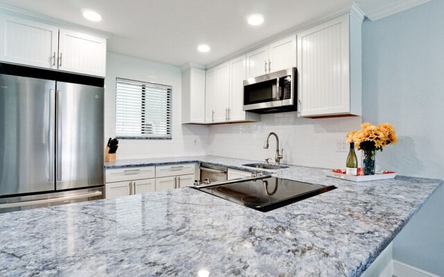 Runaway Bay 270 - 1357301