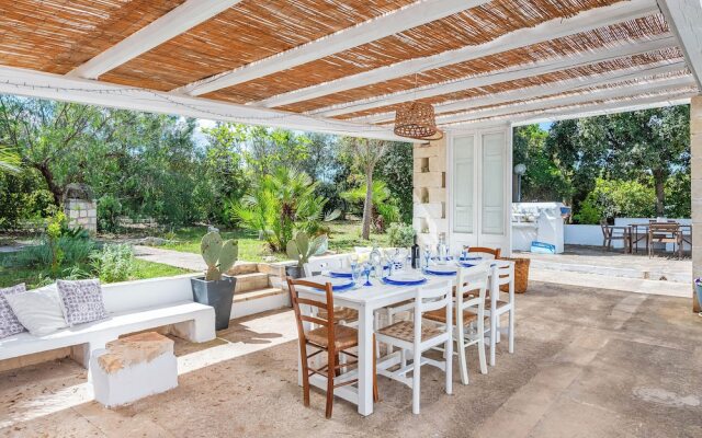 Trullo Nicolo With Pool Martina Franca