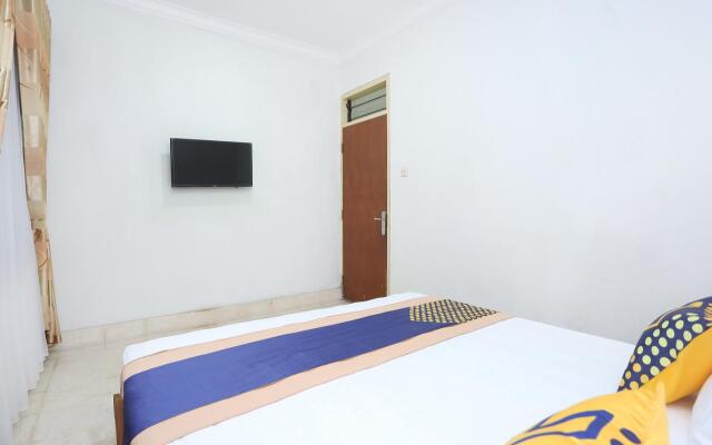 OYO 2268 Tim-tim Homestay SyariahNearUniversitas Gadjah Mada