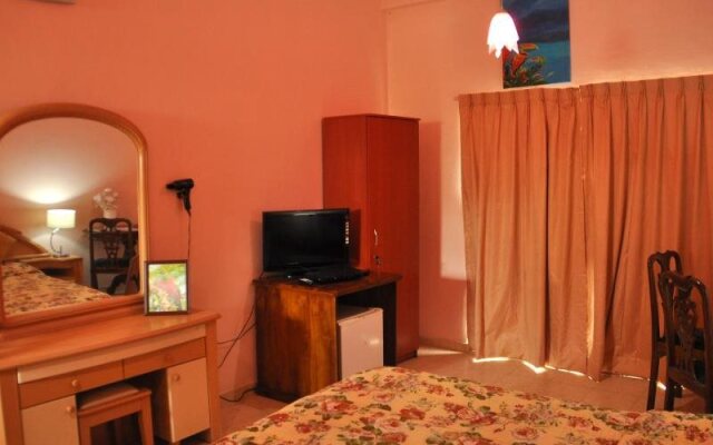 Sea Shine Beach Hotel