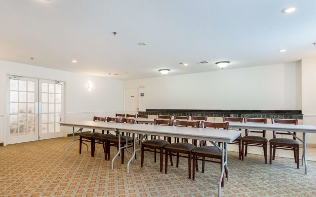 Best Western Acadia Hotel