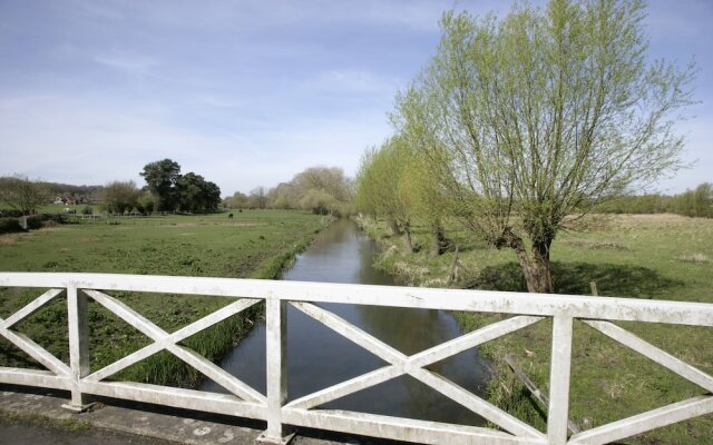 Bridge Farmhouse