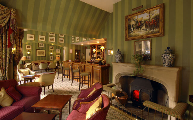 Cotswold Lodge Hotel