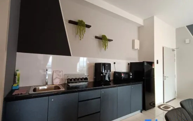 The Horizon Ipoh L8 by Grab A Stay