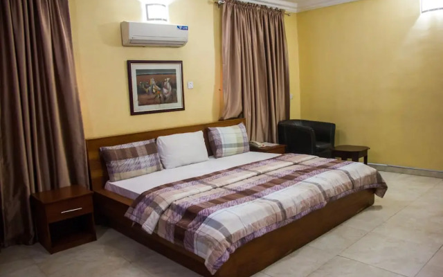 Serendipity Anchotel