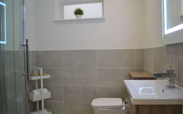 OnPoint Apartments - Deluxe Apartment City Centre Ideal Location!