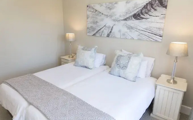 Villa 1