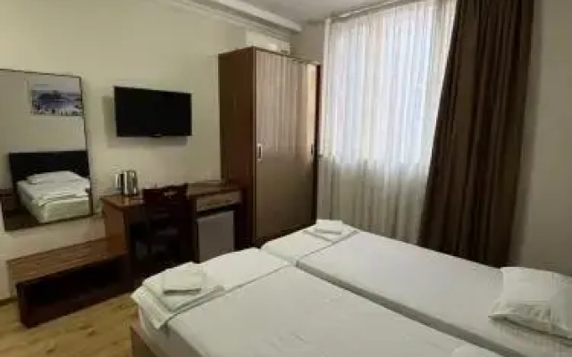 Ventura Hotel