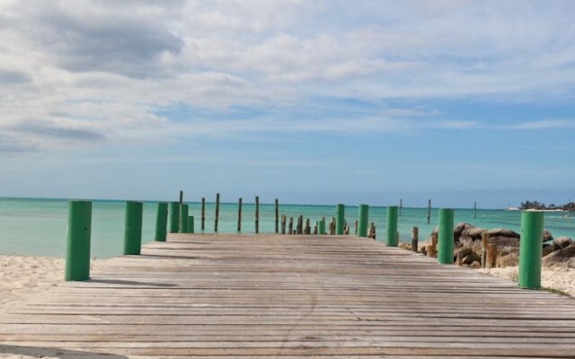 Bluegreen Bluewater Resort at Cable Beach