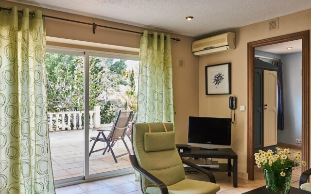 Akinon Resort