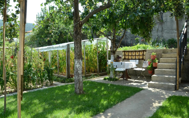 Къща за Гости Солакови **