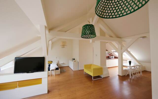 Dfive Apartments - Aranykez