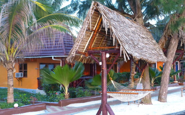 Mnarani Beach Cottages