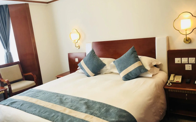 Hangzhou Xinqiao Hotel