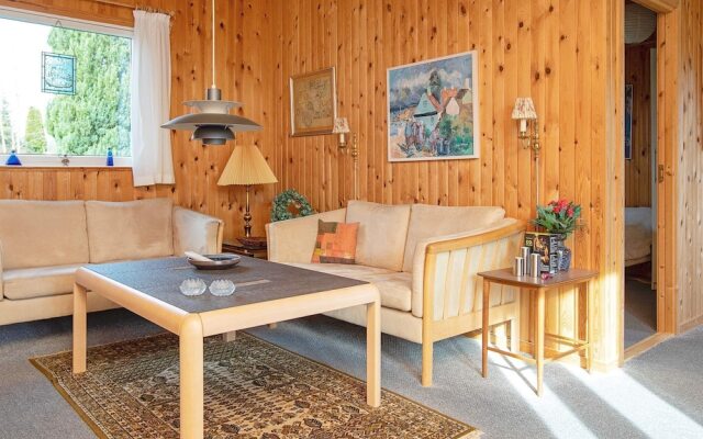 6 Person Holiday Home in Stege