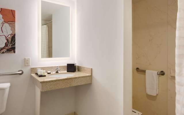 Embassy Suites by Hilton Denver International Airport