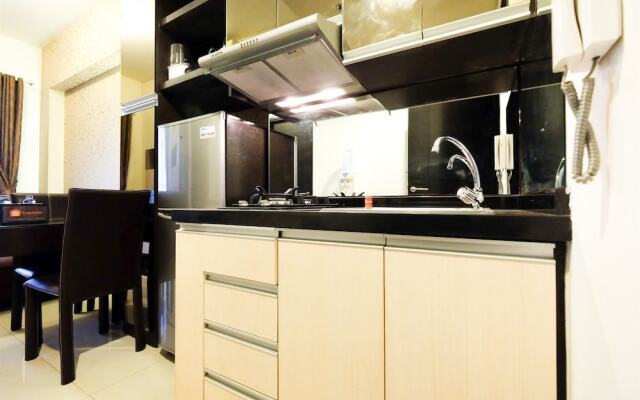 Homey Westmark Tanjung Duren Apartment near Taman Anggrek