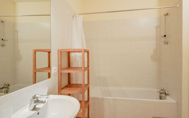 Secluded Holiday Home in Rustrel With Swimming Pool