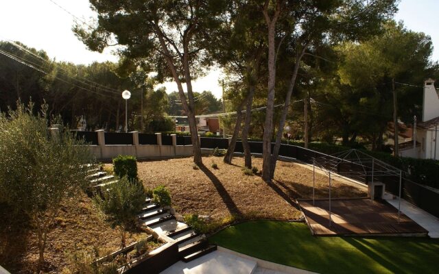 CUBELLES HLCLUB House
