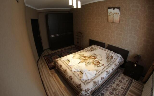 Almaty Home at Bogenbai Batyr