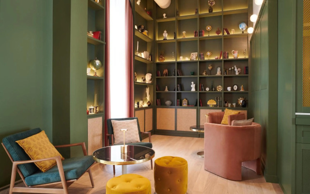 Square Lodge Hotel La Roche Sur Yon - Handwritten Collection