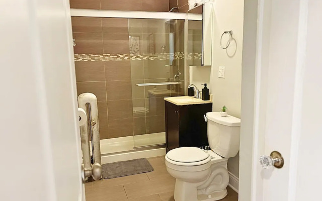 Furnished 1BR - Woodlawn 2W