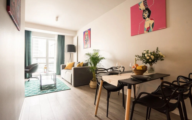 oompH Warsaw Central Luxurious Apartment
