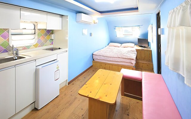 Ganghwa Spa in Caravan
