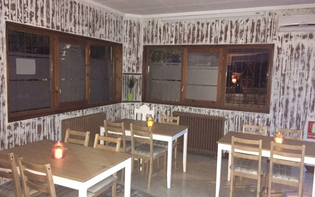 Hostal Tivissa