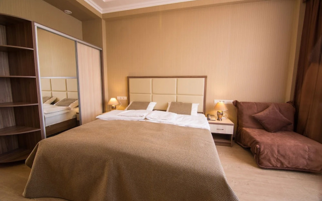 Hotel ML