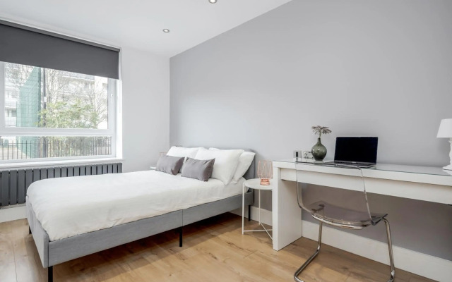 3 Bedroom Apartment in Stratford City