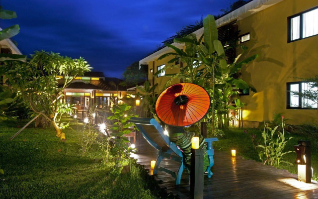 Thanakha Inle Hotel