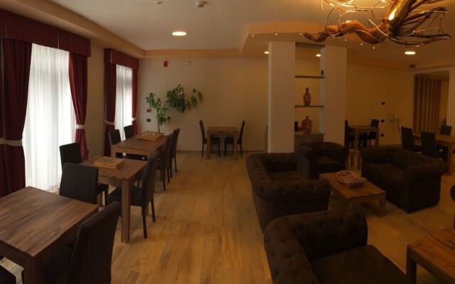 Residence Hotel Miralago