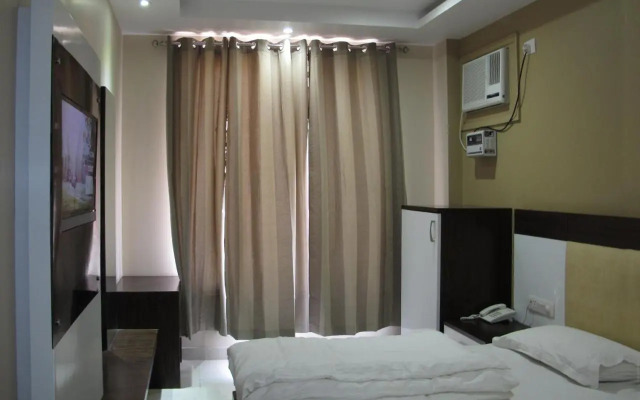 Raj Mahal Inn