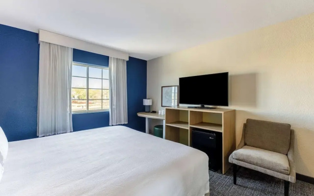 Quality Inn & Suites At Talavi