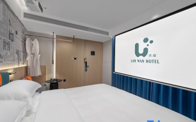 Lanwan Hotel (Guangzhou Shamian Island Yongqingfang Branch)
