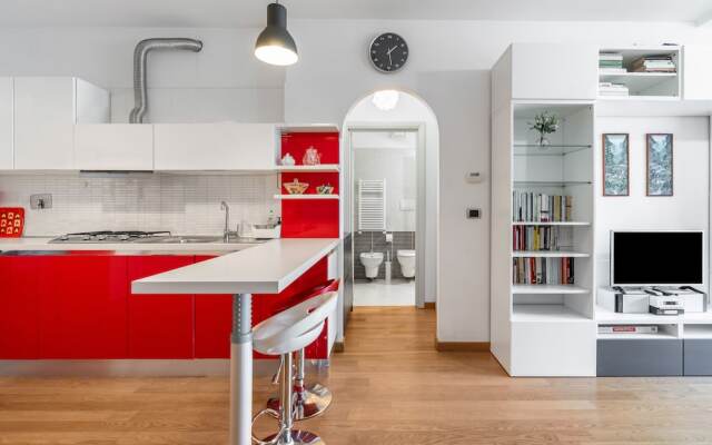 Portuense 107- Bright Flat