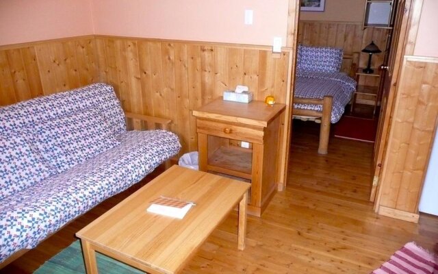 Alexa Chalets -Timber Inn & Restaurant