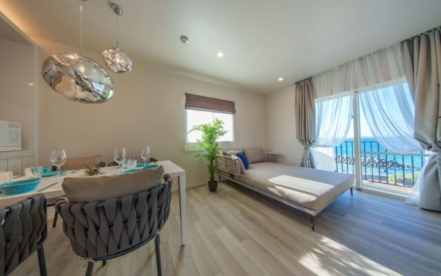 Crystal Villa Ikema