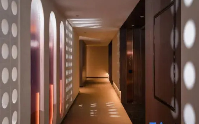Sanhe Hotel
