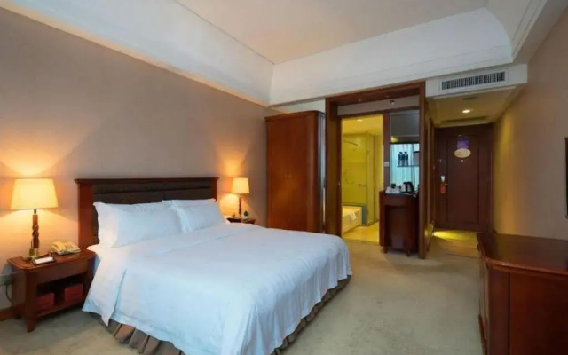 Metropolitan Hotel