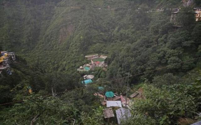 OYO Home 80427 Cheerful Stay Kempty