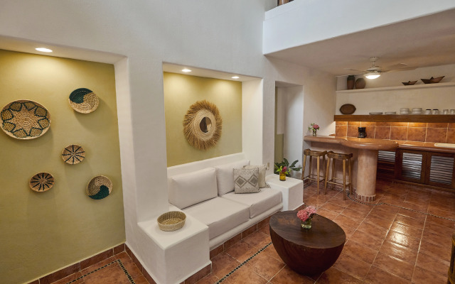 La Villa Luz Adults Only