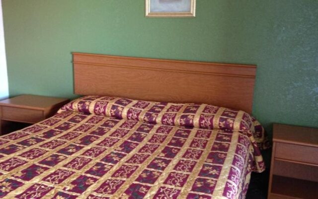 Royal Inn Motel