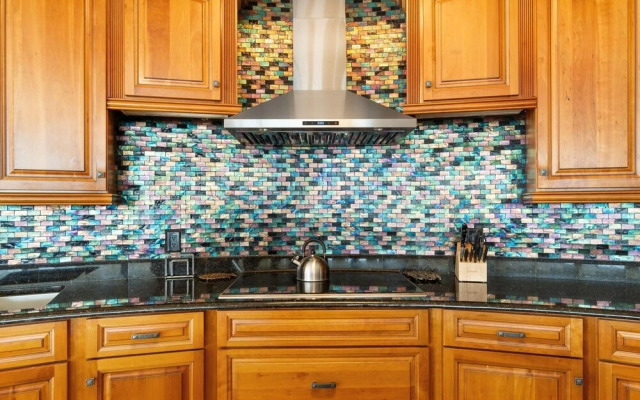 Capri 202 + Free Seasonal Beach Service