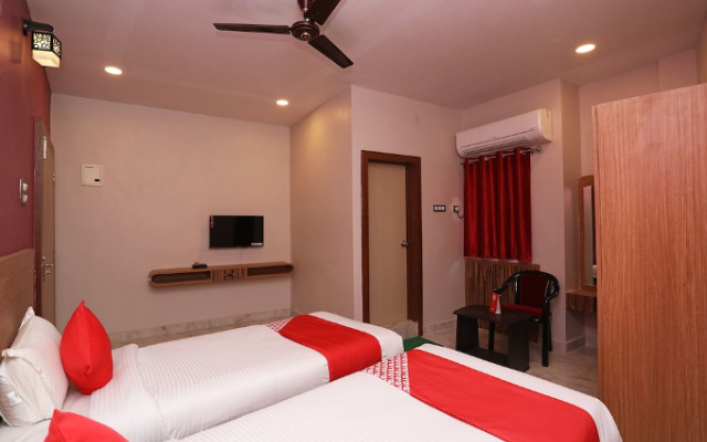 Nirmalya Plaza By OYO Rooms