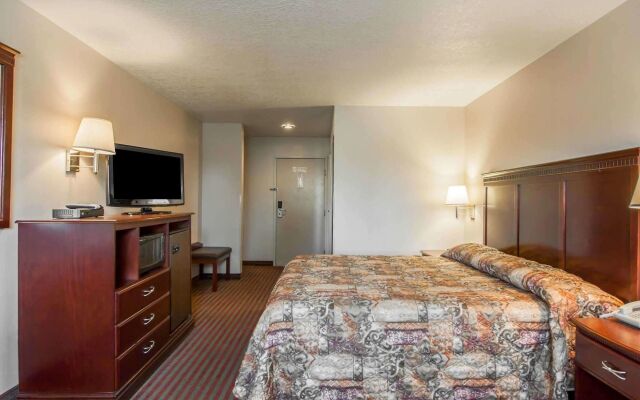 Bridgeway Inn & Suites Sublimity