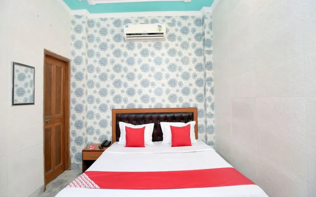 The Golden Palms Hotel & Spa