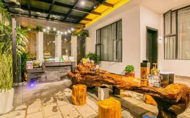 Haiyue Xiaozhu Free·Full Intelligent Black Light French Boyin Mountain Residence