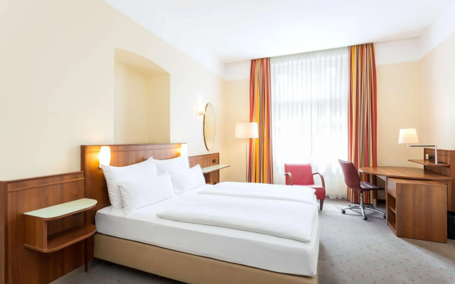 Rosh Rayhaan by Rotana